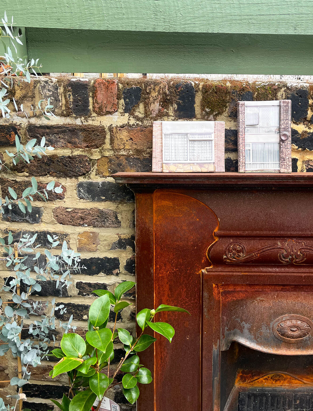 Satellite Dish Window - Image 7